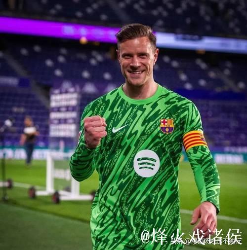 巴萨官宣:特尔施特根通过体检,入选对阵法国名单 巴萨官宣:特尔施特根通过体检,入选对阵法国名单